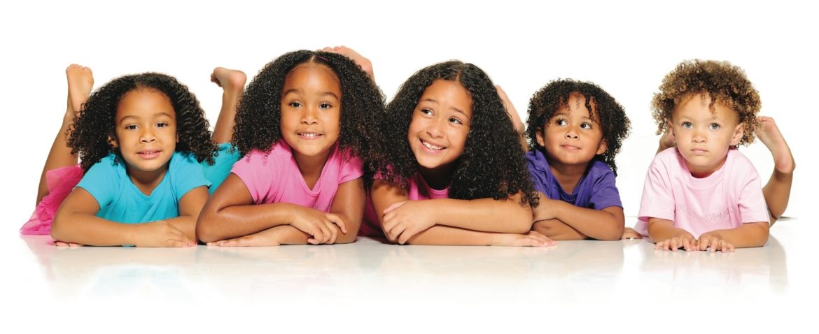 Kids-Girl-Group-Photo